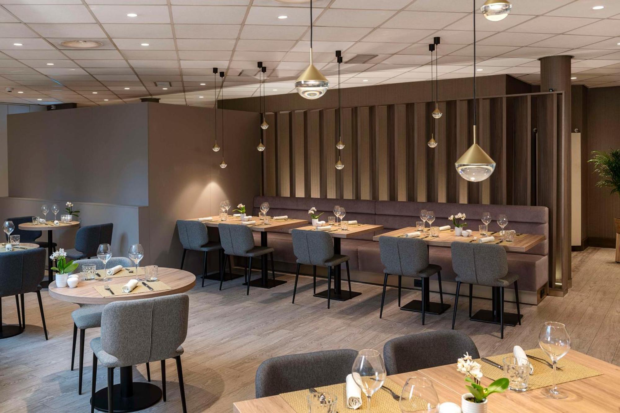 Nh Geneva Airport Hotel 4*