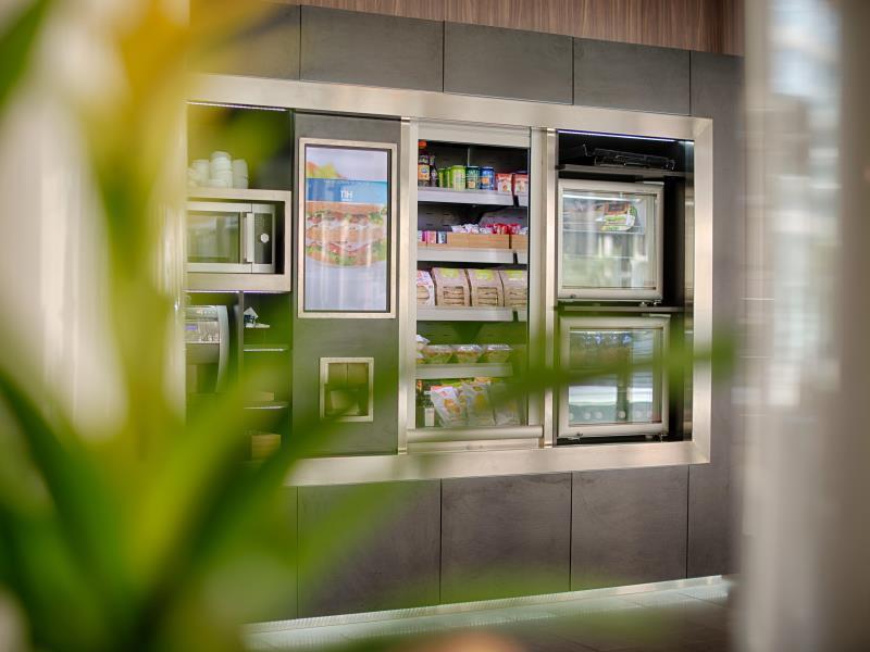 Nh Geneva Airport 4*